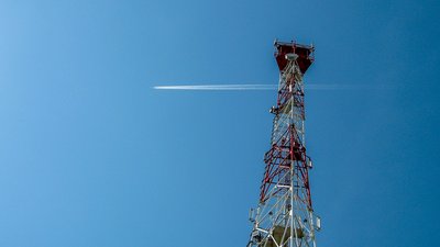 Російська армія пошкодила станцію мобільного зв'язку у Бериславському районі