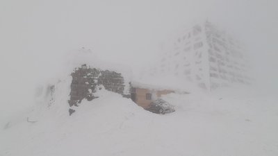 Утриматися від походів у Карпати: рятувальники попереджають по сніголавинну небезпеку Утриматися від походів у Карпати: рятувальники попереджають по сніголавинну небезпеку