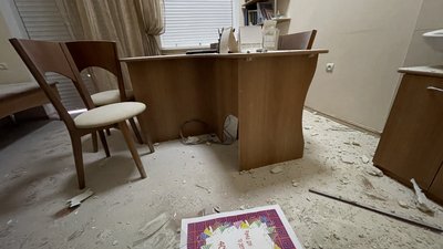 Військові РФ обстріляли обласний кардіоцентр у Херсоні Військові РФ обстріляли обласний кардіоцентр у Херсоні