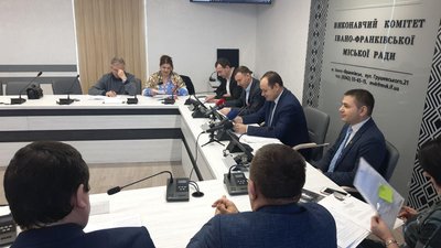 Абонентам "Івано-Франківськтеплокомуненерго" у грудні знизять ціну на послуги
