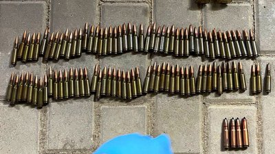 Вінничанина судитимуть за підозрою у незаконному зберіганні боєприпасів Вінничанина судитимуть за підозрою у незаконному зберіганні боєприпасів