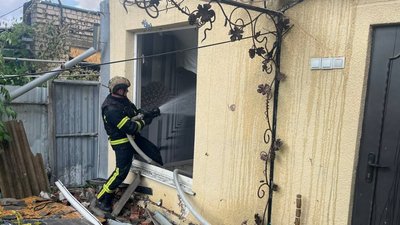 Пожежі на Запоріжжі через обстріли РФ