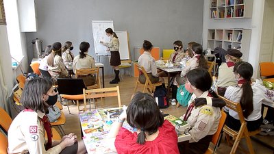 Тернопільські пластуни разом виготовляли писанки Тернопільські пластуни разом виготовляли писанки