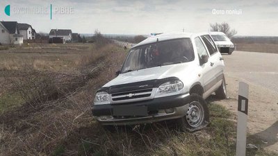 ДТП на Рівненщині: донька керманича у лікарні з мозковою комою ДТП на Рівненщині: донька керманича у лікарні з мозковою комою