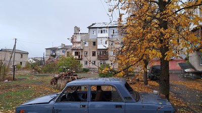 Легкова автівка в Лимані Донецької області