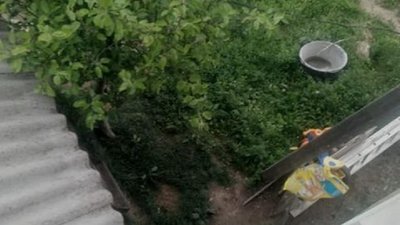На Хмельниччині трирічний хлопчик упав з висоти другого поверху