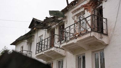 Армія РФ вдарила по Білопіллю з "Градів": що відомо про пошкодження Армія РФ вдарила по Білопіллю з "Градів": що відомо про пошкодження