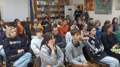 Учасники презентації книжки "Я пізнав сенс життя" Учасники презентації книжки "Я пізнав сенс життя"