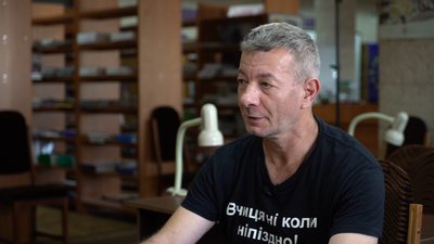 "Бачу фільм перед очима": інтерв’ю з письменником та бійцем із Полтави Віталієм Запекою "Бачу фільм перед очима": інтерв’ю з письменником та бійцем із Полтави Віталієм Запекою