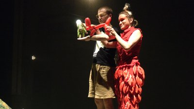 Фото з репетиції вистави "Війна, що змінила Рондо" Фото з репетиції вистави "Війна, що змінила Рондо"