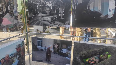 Бої за Іловайськ: у Львові просто неба відкрили виставку Бої за Іловайськ: у Львові просто неба відкрили виставку