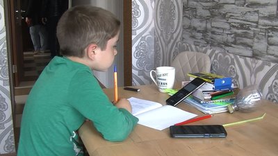 "Перед моїми очима підірвали міст": переселенці з Житомирщини оселились на Волині "Перед моїми очима підірвали міст": переселенці з Житомирщини оселились на Волині