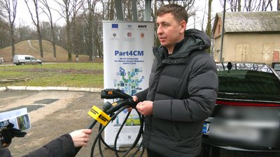 У Івано-Франківську відкрили нову станцію для зарядки електроавтомобілів