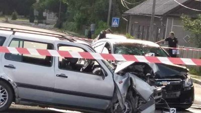 ДТП за участі поліцейського в Олевську: постраждала жінка та її донька залишаються в лікарні