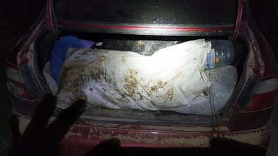 Чоловік, якого підозрюють у браконьєрстві, - майор поліції в Івано-Франківській області Чоловік, якого підозрюють у браконьєрстві, - майор поліції в Івано-Франківській області
