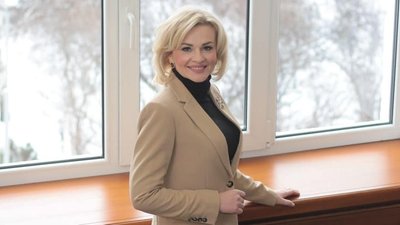 Інна Пенчук - голова постійної комісії з питань освіти, науки, культури, туризму та спорту Запорізької міської ради