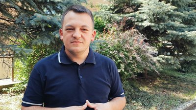 Володимир Зеленський анонсував електронну чергу у пункті пропуску "Тиса" Володимир Зеленський анонсував електронну чергу у пункті пропуску "Тиса"