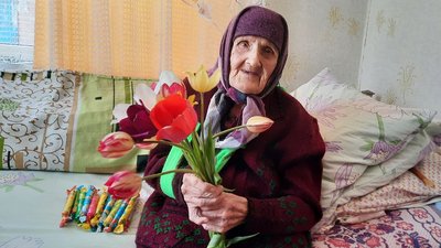 "Молюся і плачу за тих, хто нині на війні", – 99-річна жителька Кіровоградщини