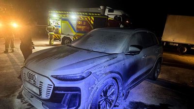Підпалили автомобіль вночі у Рівному