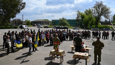 На Кіровоградщині попрощалися з загиблим захисником Павлом Кошульком