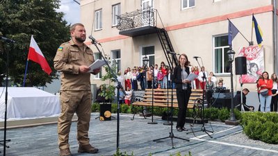 Голова обласної військової адміністрації Володимир Труш Голова обласної військової адміністрації Володимир Труш