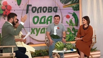 Шкарпетки із гусями, департамент щастя та мітингувальники - голова Херсонської ОДА рік на посаді Шкарпетки із гусями, департамент щастя та мітингувальники - голова Херсонської ОДА рік на посаді