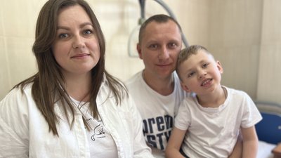 Львівські хірурги видалили лучанці пухлину наднирника діаметром понад 10 см