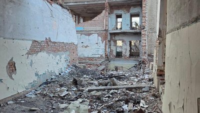 зруйнований ізюмський ліцей