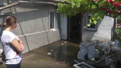 У Дніпрі через непрацюючу систему водовідведення залишаються підтопленими 12 будинків