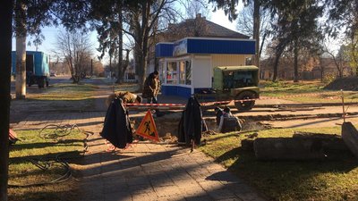 У Луцьку через пориви на тепломережі без тепла опинилися 14 будинків і дві установи У Луцьку через пориви на тепломережі без тепла опинилися 14 будинків і дві установи