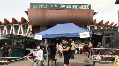 Франківські ринки - в умовах пом’якшеного карантину Франківські ринки - в умовах пом’якшеного карантину