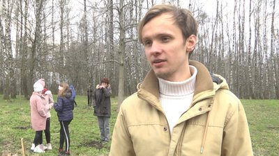 У Тернополі висадили буковий гай в пам'ять про пластуна Дмитра Мудрого У Тернополі висадили буковий гай в пам'ять про пластуна Дмитра Мудрого