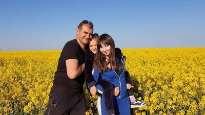 Родина Протопопових з донькою до війни Родина Протопопових з донькою до війни