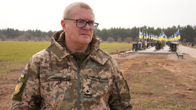 Начальника групи соціальної роботи Інгульського РТЦК та СП Сергій Смертенюк Начальника групи соціальної роботи Інгульського РТЦК та СП Сергій Смертенюк