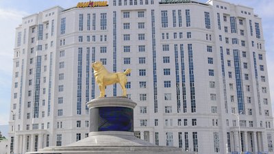 Пам'ятник алабаю Пам'ятник алабаю