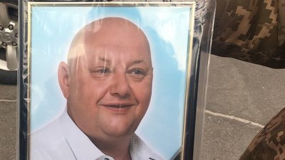 У Сумах попрощались із загиблим військовим Олегом Бугаєнком У Сумах попрощались із загиблим військовим Олегом Бугаєнком