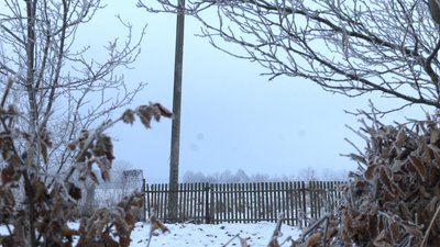 Громада на Прикарпатті звернеться до уряду, щоб відселити людей через просідання ґрунту Громада на Прикарпатті звернеться до уряду, щоб відселити людей через просідання ґрунту