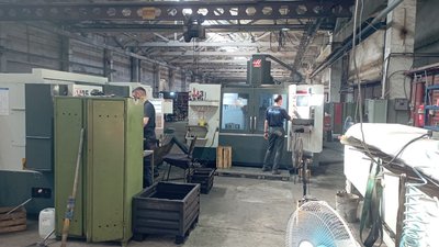 У Дніпрі працює евакуйований з Краматорська завод кріплень У Дніпрі працює евакуйований з Краматорська завод кріплень