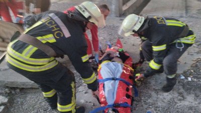 У Переяславі на Київщині дівчина впала з висоти на недобудові