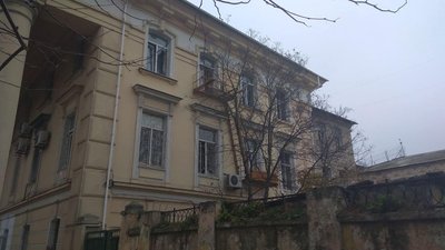 У Херсоні військові РФ замінували будівлю Суспільного У Херсоні військові РФ замінували будівлю Суспільного