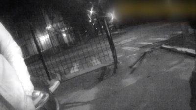 "Додому їхав": У Сумах нетверезий водій протаранив паркан поліцейського відділку (ВІДЕО)