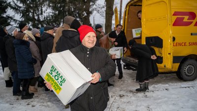 Від роздачі продуктів до відкриття безплатної їдальні — допомога від іспанської організації "Remar" в Ірпені