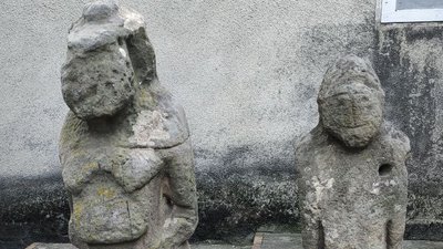 Евакуювали за сім годин. З прифронтової Петропавлівки бійці 25 ОПДбр разом з істориками вивезли половецьких баб