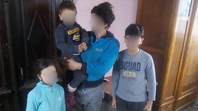 Посварилася з чоловіком. Прикарпатські поліцейські розшукали жінку з дітьми в Одеській області