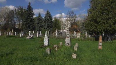 У Хмельницькому запровадили екскурсії старим кладовищем У Хмельницькому запровадили екскурсії старим кладовищем