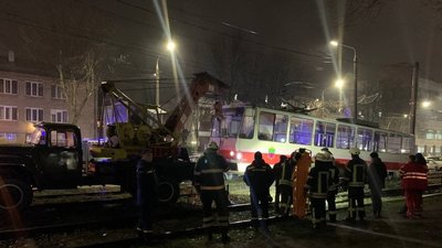 У Запоріжжі чоловік потрапив під трамвай У Запоріжжі чоловік потрапив під трамвай