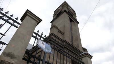 У громаді на Рівненщині біля історичних будинків встановлюють інформаційні таблички