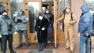 У Франківську повідомили про замінування більше десяти будівель У Франківську повідомили про замінування більше десяти будівель
