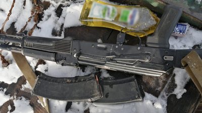 “Шукав алкоголь”. У Чаплищах на Сумщині озброєний чоловік напав домогосподарство “Шукав алкоголь”. У Чаплищах на Сумщині озброєний чоловік напав домогосподарство