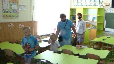 На Херсонщині через коронавірус на дистанційне навчання відправили учнів двох шкіл